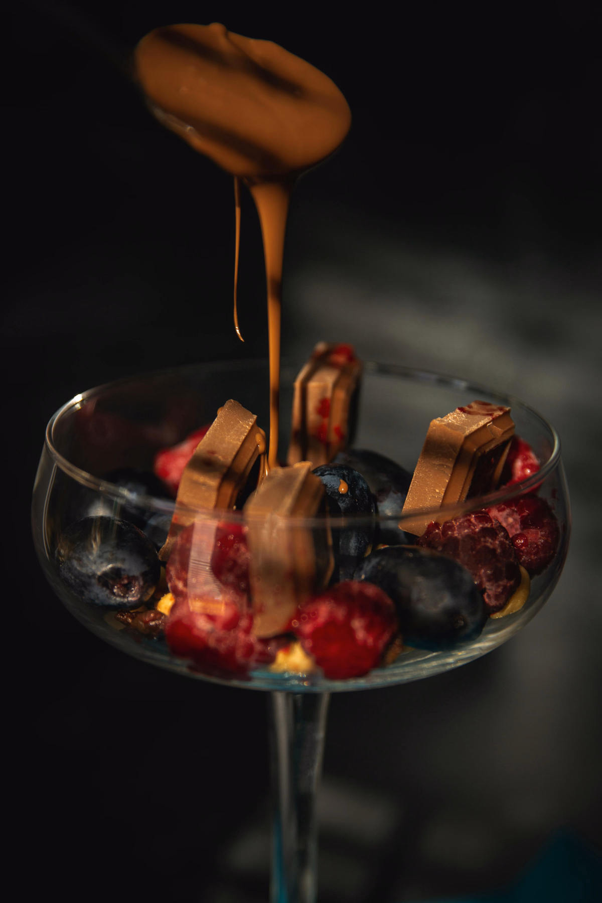 Berries with Chocolate Sauce