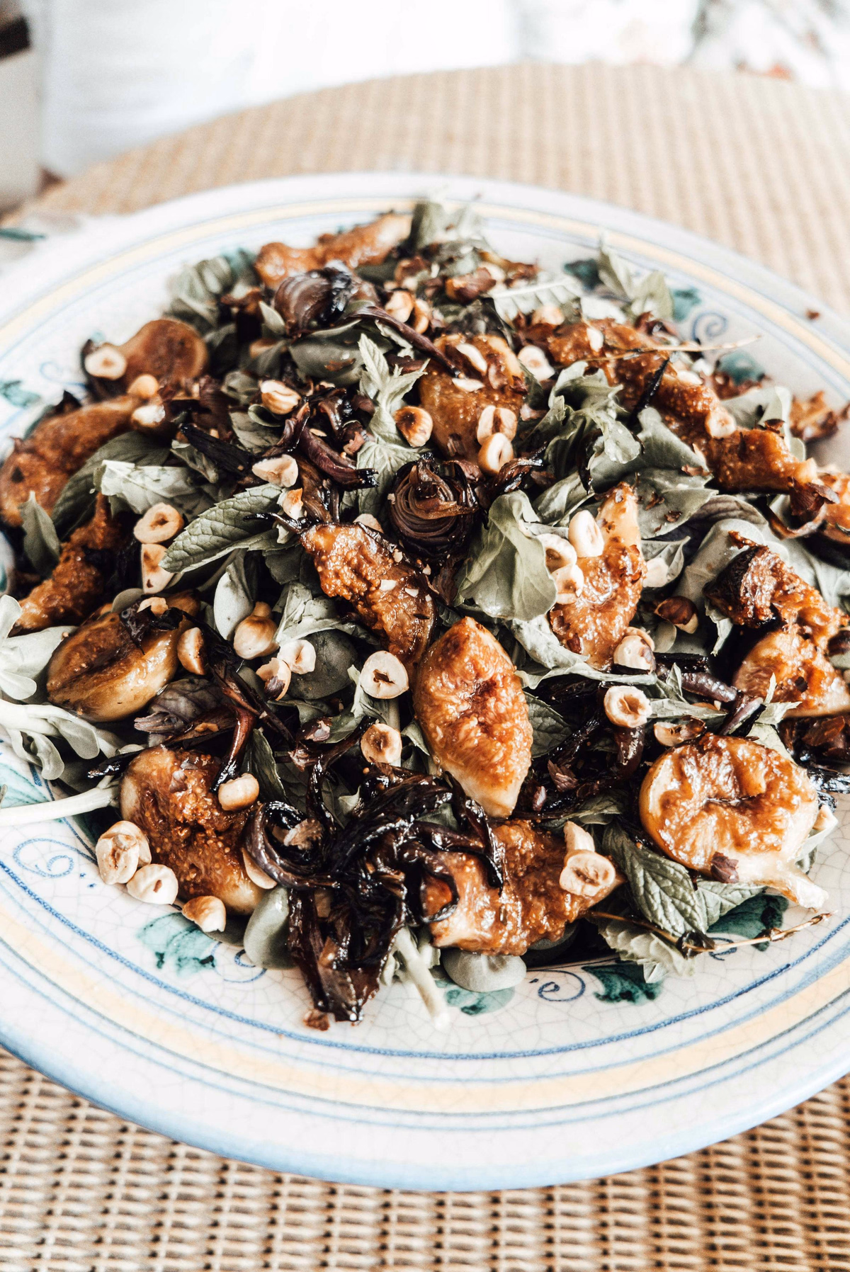 Figs, Walnuts and Spinach Salad