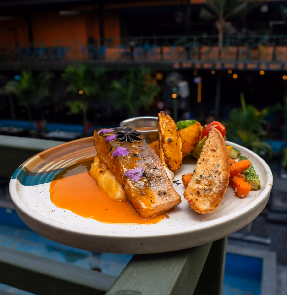 Salmon in Citrus Sauce