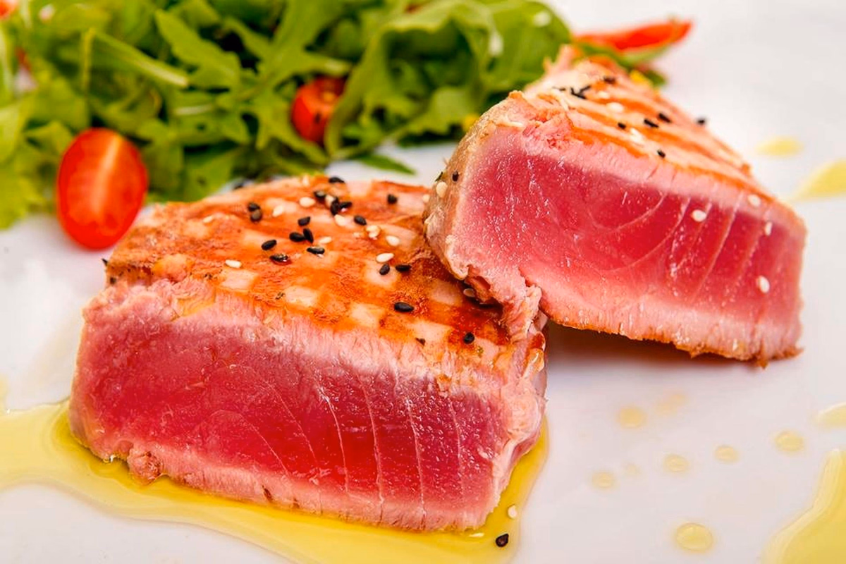 Seared Tuna Salad